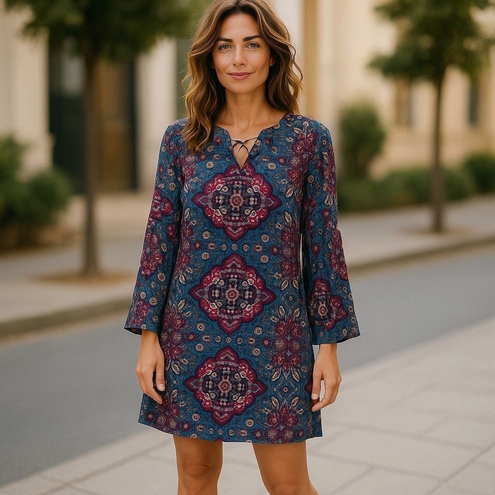 White House Black Market Shift Dress Long Bell Sleeves Medallion Print Size Med